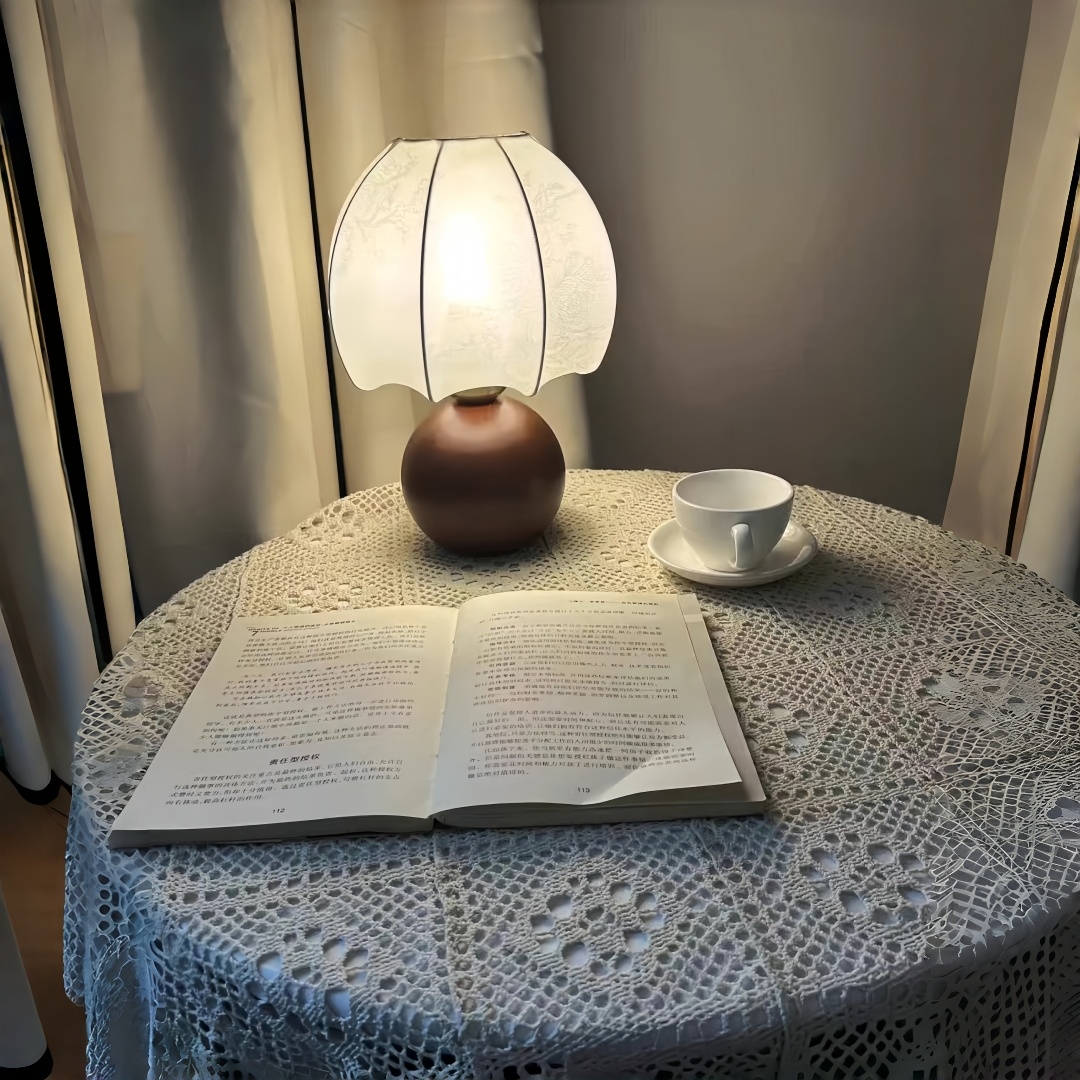 Vintage floral table lamp, med - Home Decor Vintage avaliação e preço